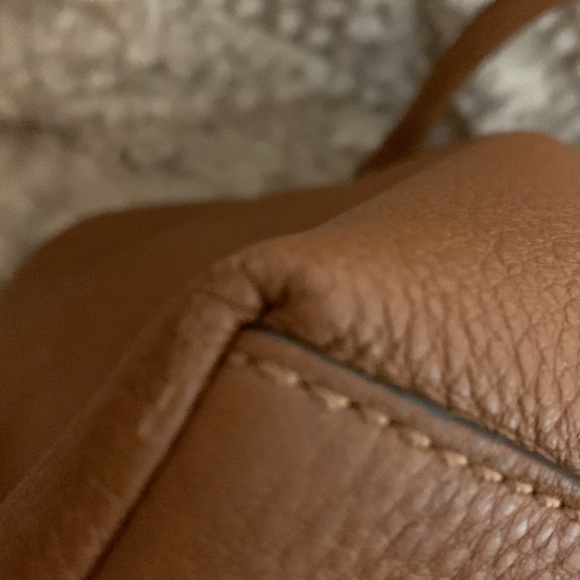 Michael Kors Travel Carryon Bag - Picture 8 of 16